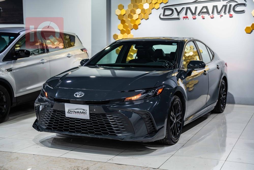 تۆیۆتا کامری